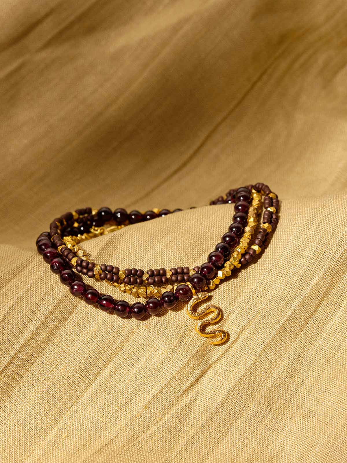 Granat Wickelarmband / Kette Schlange